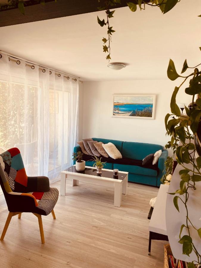 Etape Du Soleil Vila Lunel  Exterior foto
